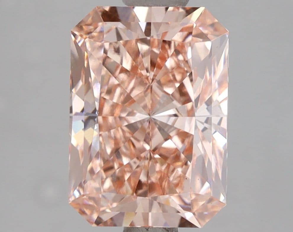 IGI | 2.65ct | Radiant | FANCY | VS1 | Excellent