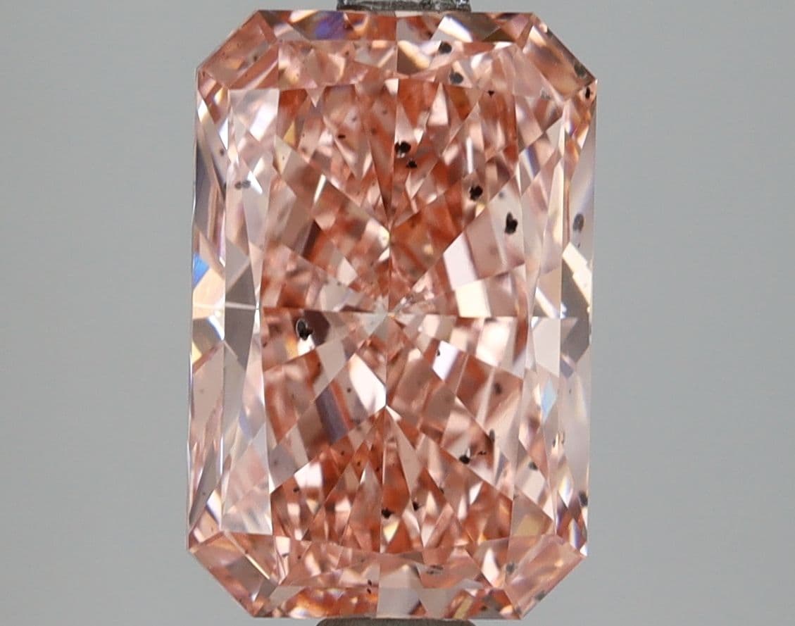 IGI | 3.12ct | Radiant | FANCY | SI2 | Excellent