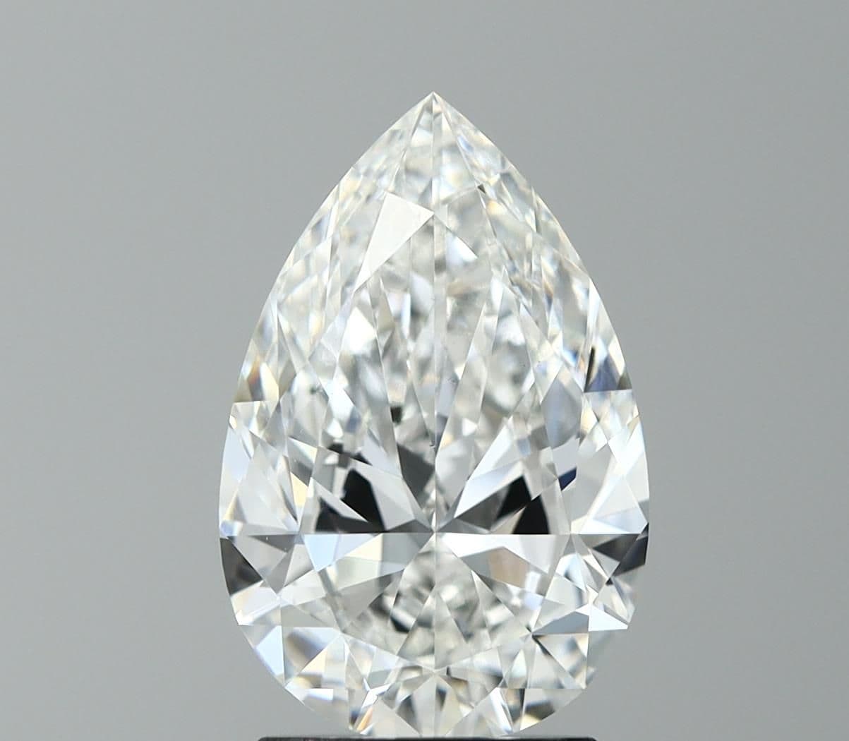 GIA | 1.94ct | Pear | F | VS1 | Very Good