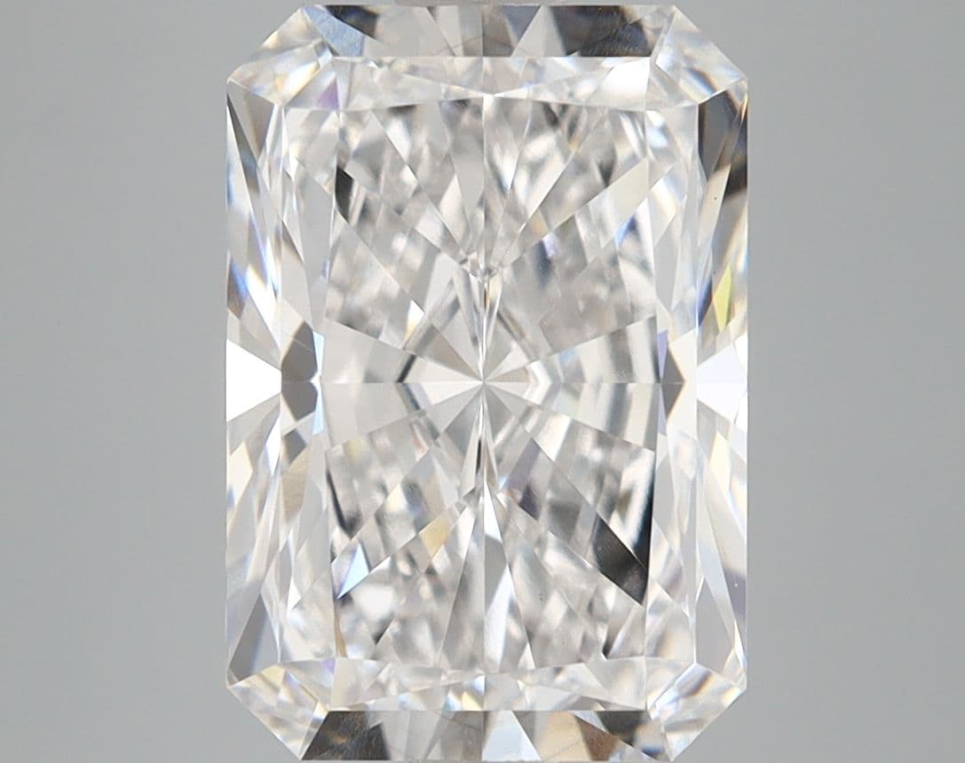 IGI | 4.73ct | Radiant | E | VVS2 | Excellent