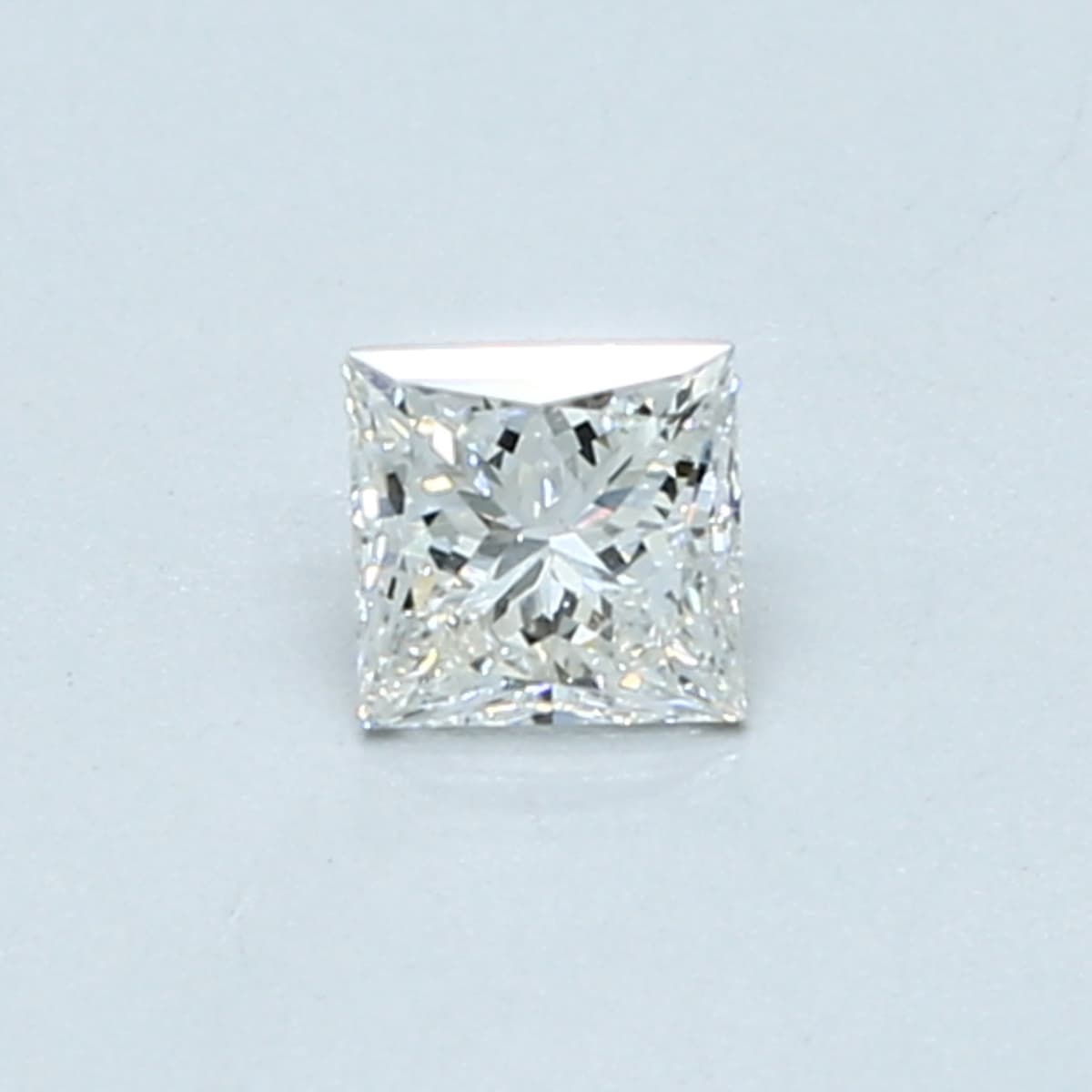 GIA | 0.28ct | Princess | F | VS2 | Excellent