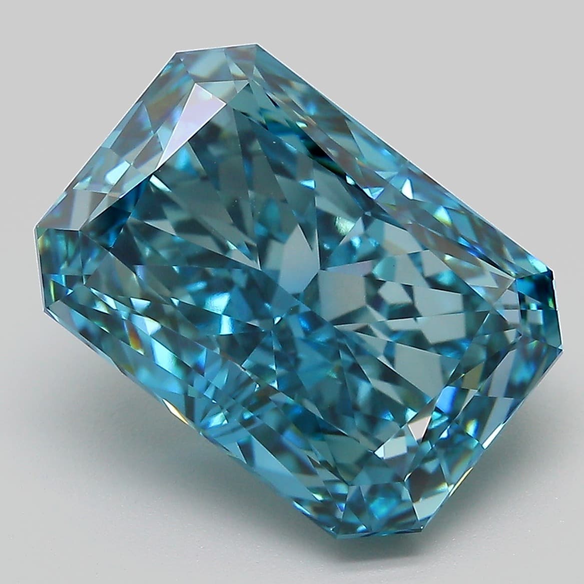 IGI | 8.42ct | Radiant | FANCY | VVS2 | Excellent