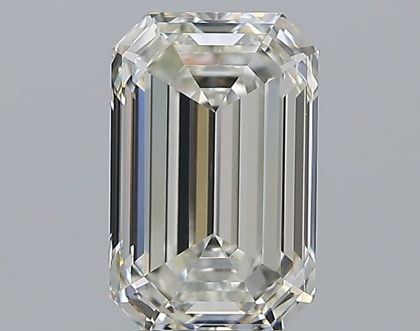 GIA | 2.81ct | Emerald | I | VS1 | Excellent