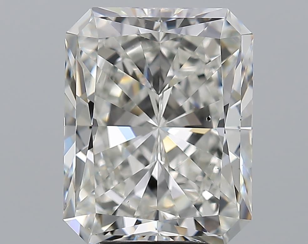 GIA | 5.31ct | Radiant | G | VS2 | Very Good