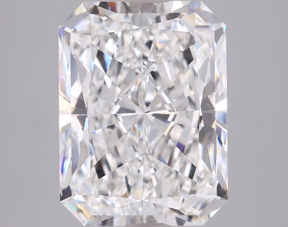 IGI | 2.76ct | Radiant | E | VVS1 | Very Good