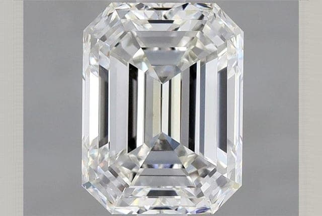 GIA | 1.9ct | Emerald | I | VS2 | Ideal