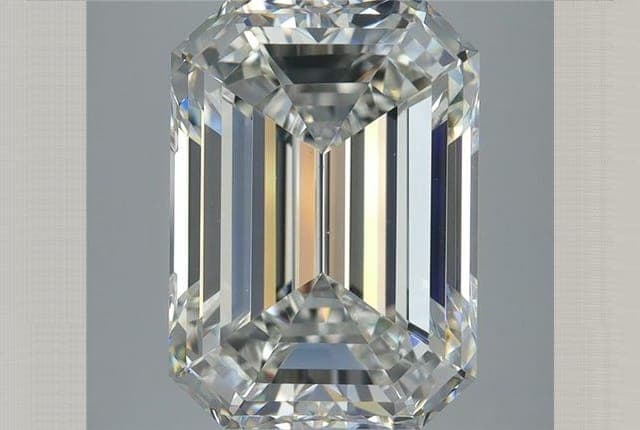 6.01ct | Emerald | I | VS1 | Very Good