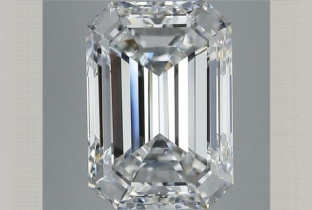 GIA | 7.01ct | Emerald | F | VS1 | Very Good