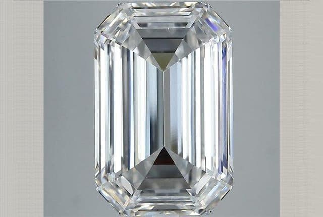 8.03ct | Emerald | F | VS1 | Good