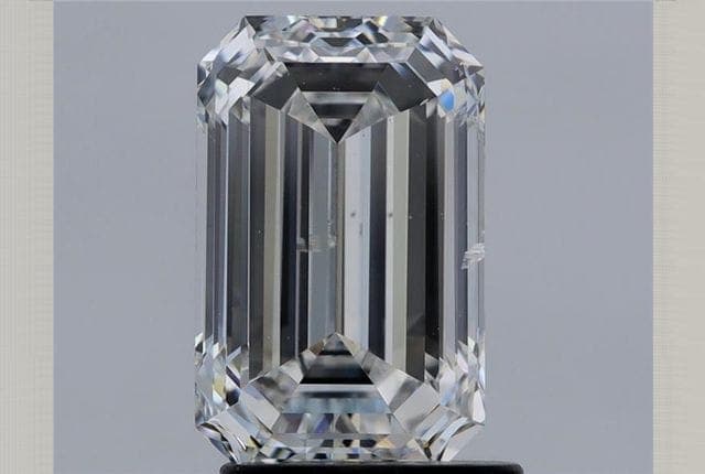 1.96ct | Emerald | F | SI2 | Excellent