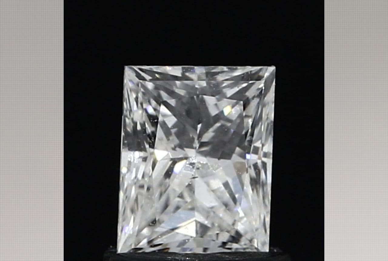 GIA | 1ct | Princess | F | SI1 | Good