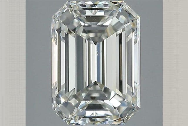 GIA | 2.5ct | Emerald | J | VS2 | Excellent