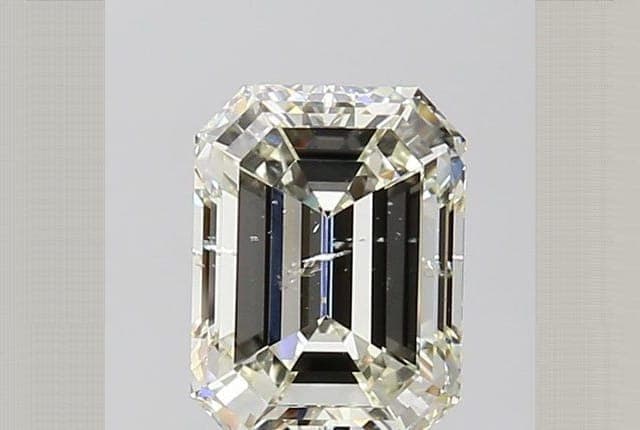 GIA | 2.01ct | Emerald | L | SI2 | Excellent