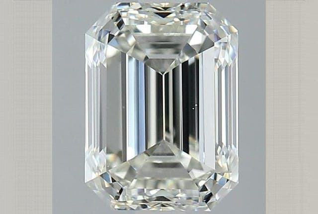 2.2ct | Emerald | J | VS2 | Good