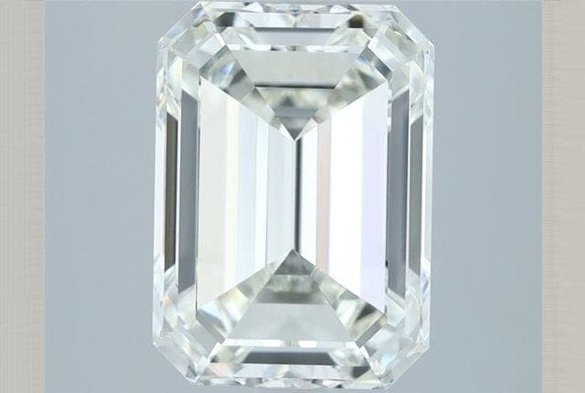 2.95ct | Emerald | J | IF | Good