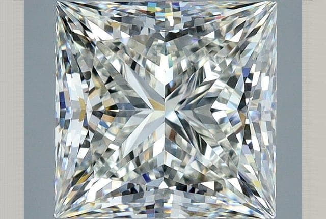 2.82ct | Pear | J | VVS2 | Excellent