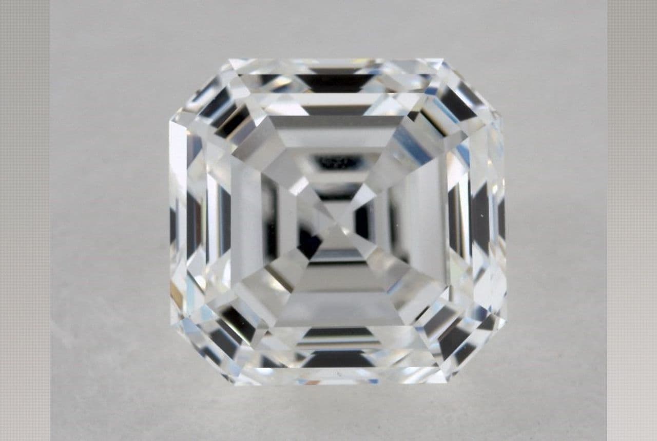 GIA | 2.19ct | Asscher | F | VS1 | Excellent