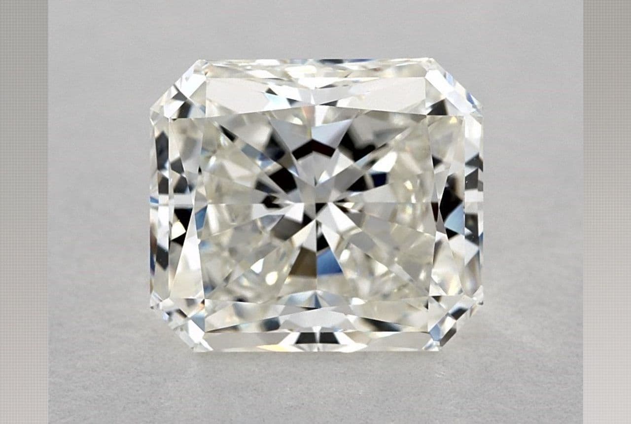 GIA | 4.01ct | Radiant | I | VS1 | Ideal