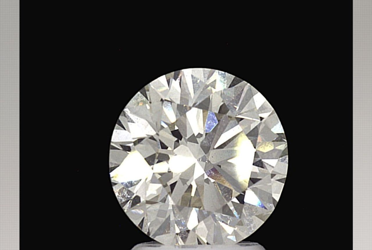 GIA | 2.72ct | Round | L | VVS2 | Excellent