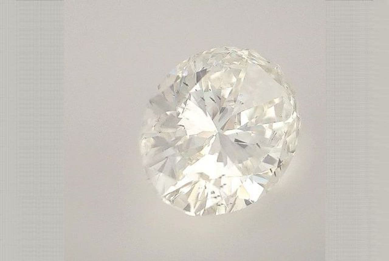 GIA | 5.01ct | Oval | K | SI2 | Very Good