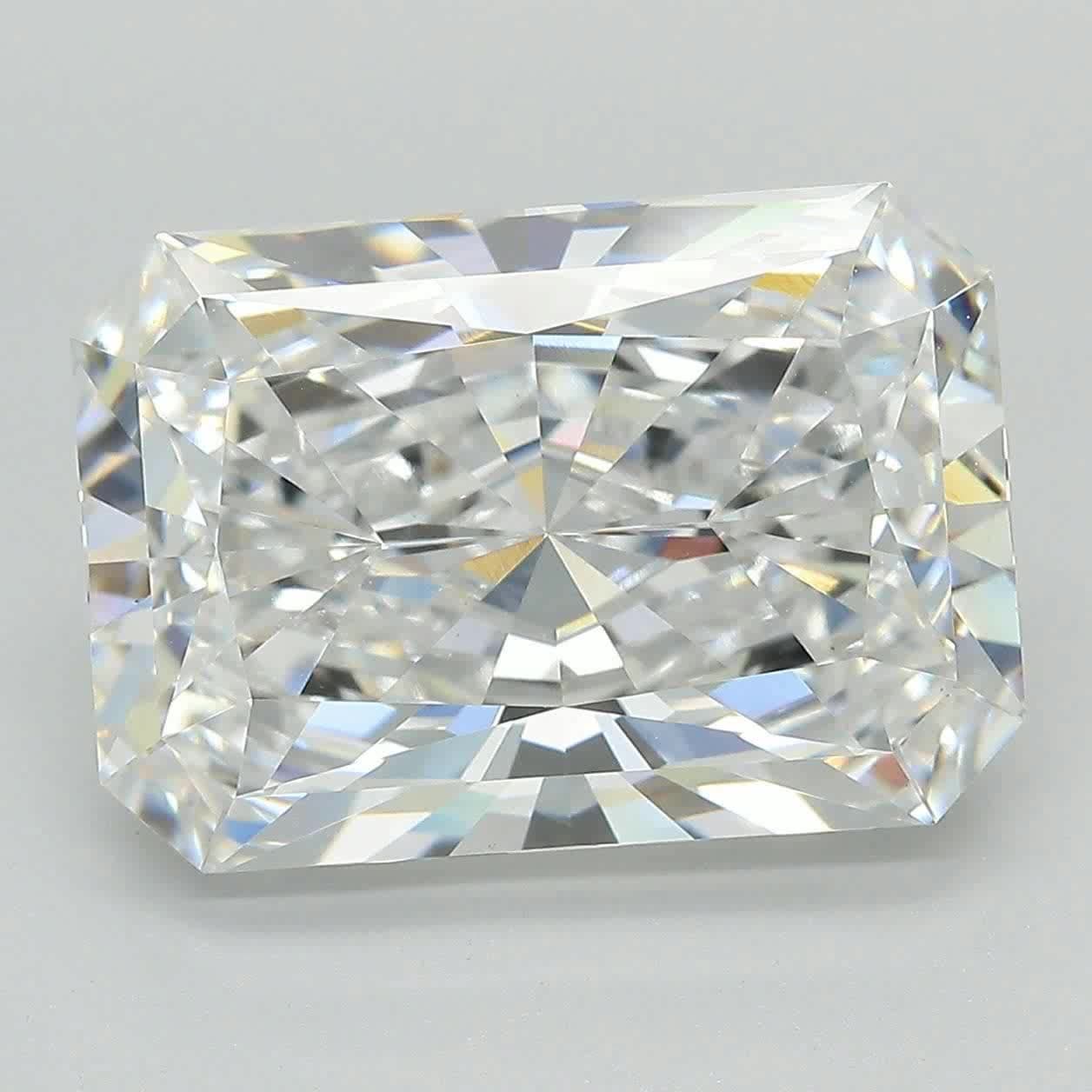 9.27ct | Radiant | E | VS1 | Very Good