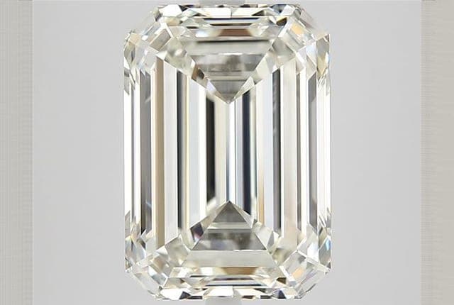 5.04ct | Emerald | J | VVS2 | Very Good