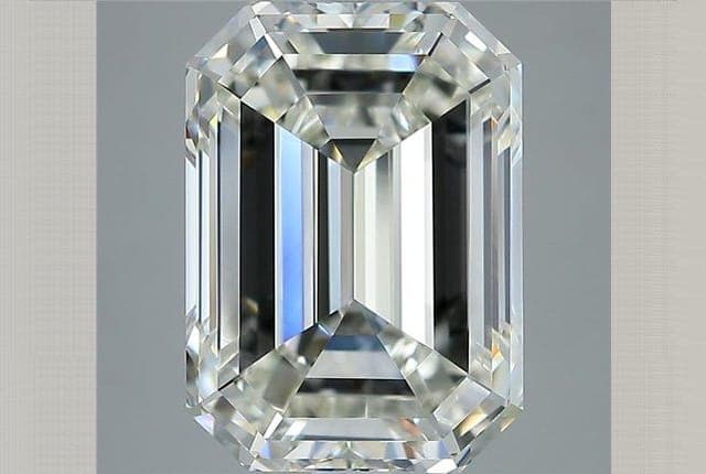 GIA | 5.01ct | Emerald | K | VVS2 | Very Good