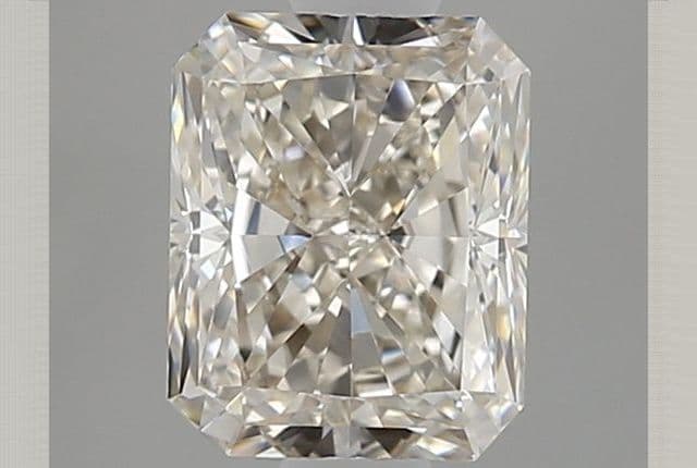 0.72ct | Radiant | L | IF | Excellent
