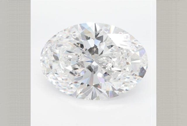 9.07ct | Oval | E | VVS1 | Excellent