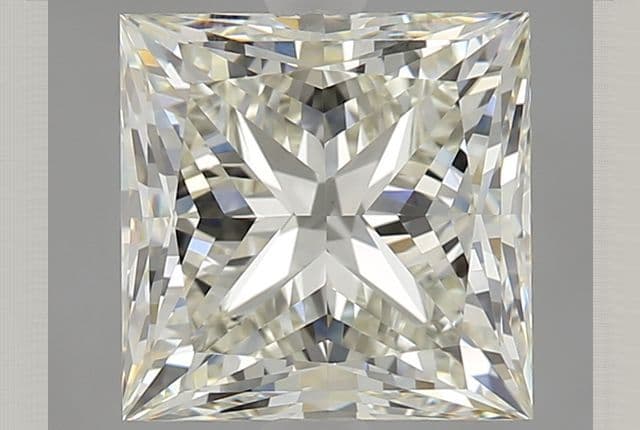 2.8ct | Princess | L | VS1 | Excellent