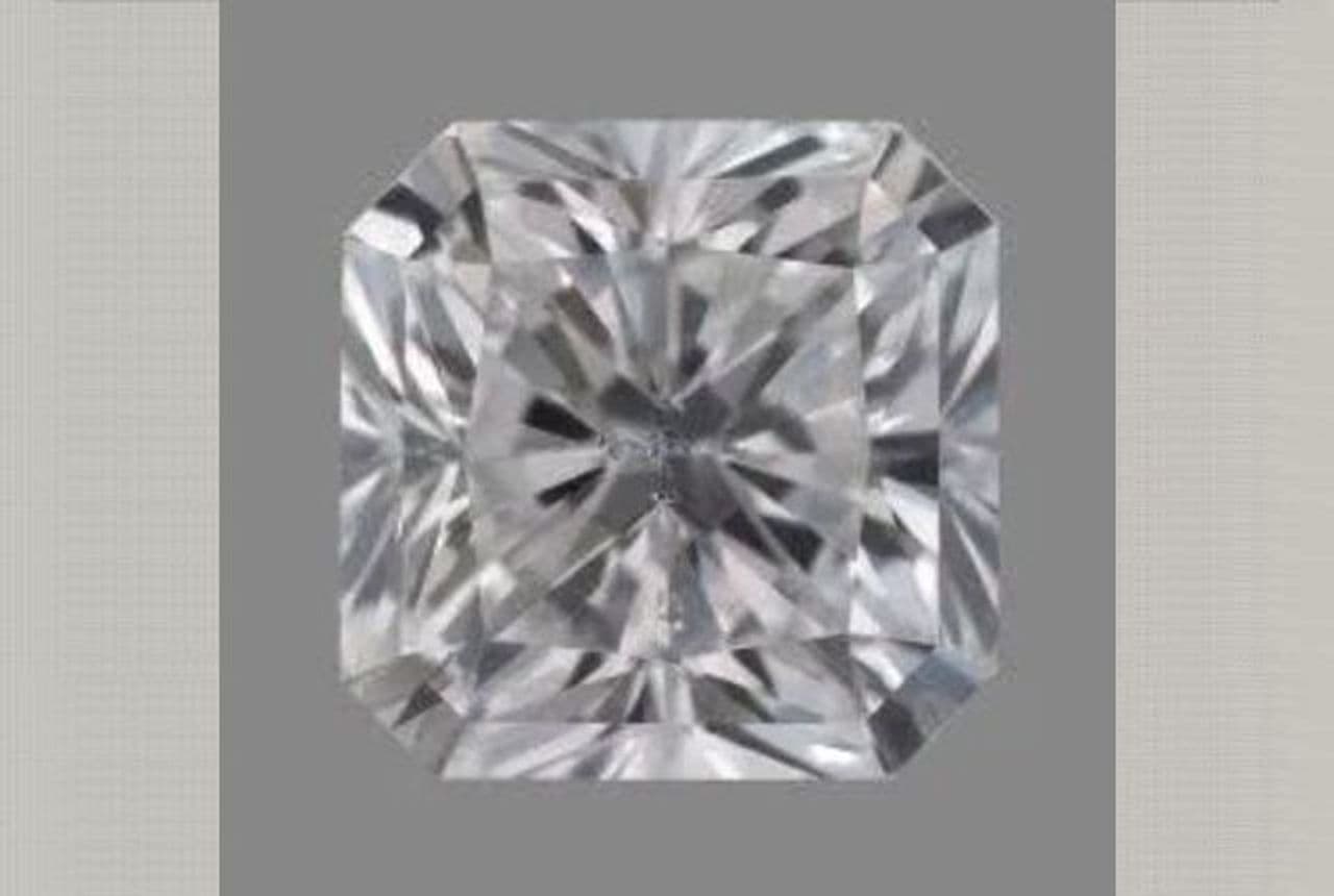 GIA | 1.9ct | Asscher | E | SI2 | Good