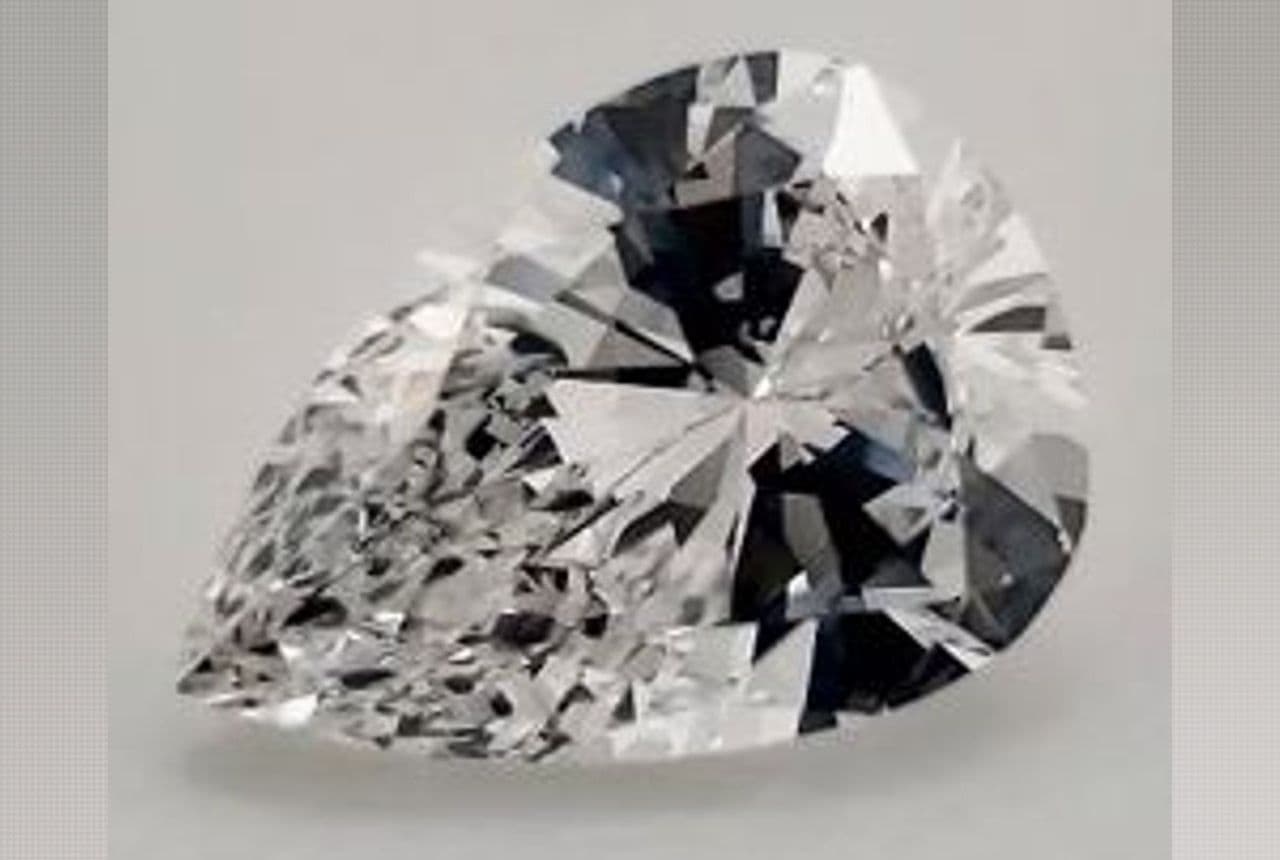 GIA | 2.24ct | Pear | E | SI1 | Excellent
