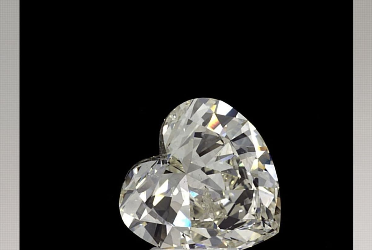 GIA | 4.05ct | Heart | L | SI2 | Ideal