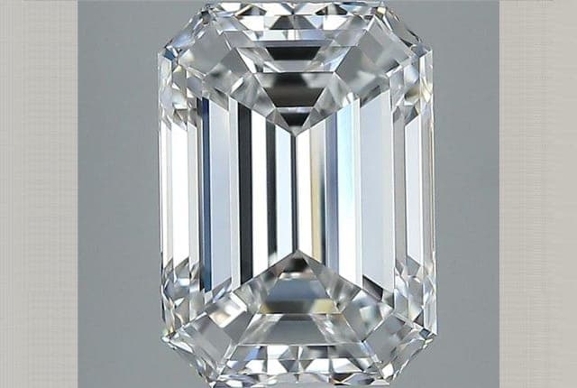 GIA | 4.01ct | Emerald | E | VS1 | Very Good