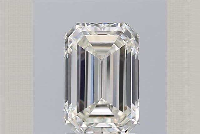 GIA | 2.21ct | Emerald | J | VVS2 | Very Good