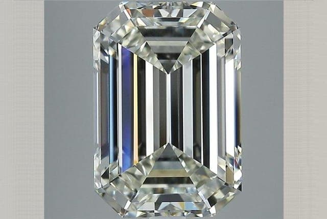 5.03ct | Emerald | J | VVS2 | Very Good