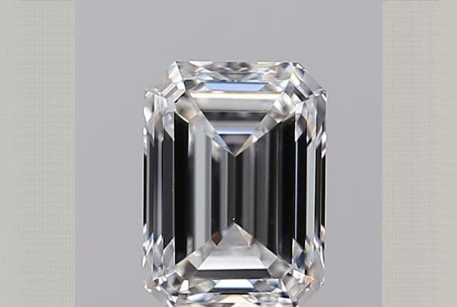 0.67ct | Emerald | F | VS1 | Excellent