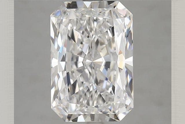 GIA | 5.23ct | Radiant | D | VVS2 | Excellent