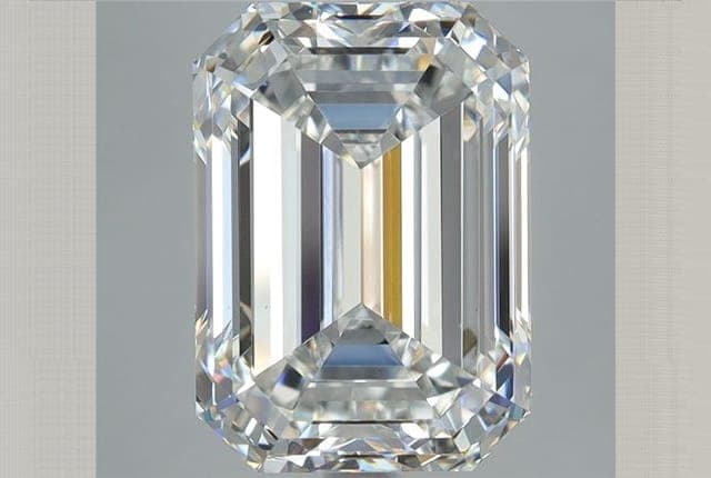 5.05ct | Emerald | F | VS1 | Excellent