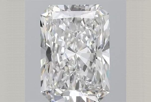 GIA | 4.23ct | Radiant | G | VVS2 | Very Good