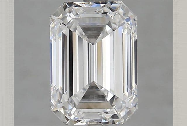 3.55ct | Emerald | E | VVS2 | Very Good