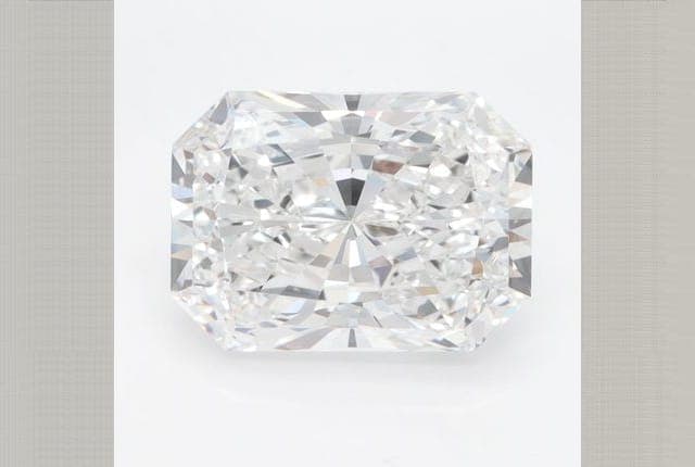 GIA | 4ct | Radiant | E | FL | Ideal