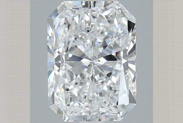 GIA | 3.51ct | Radiant | E | SI2 | Very Good