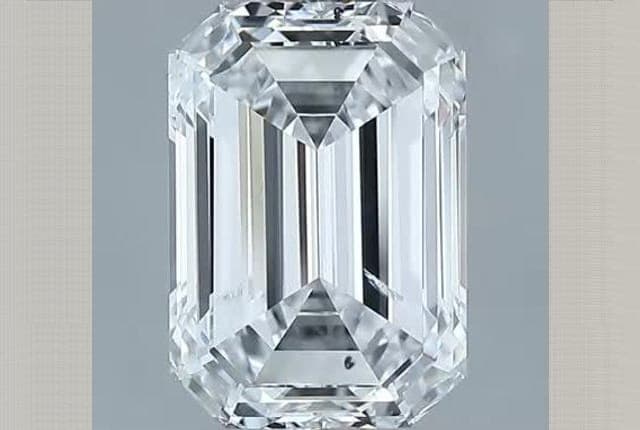 2.05ct | Emerald | D | SI2 | Excellent