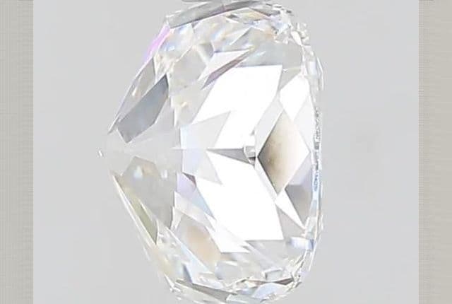 IGI | 0.92ct | Emerald | F | SI1 | Ideal