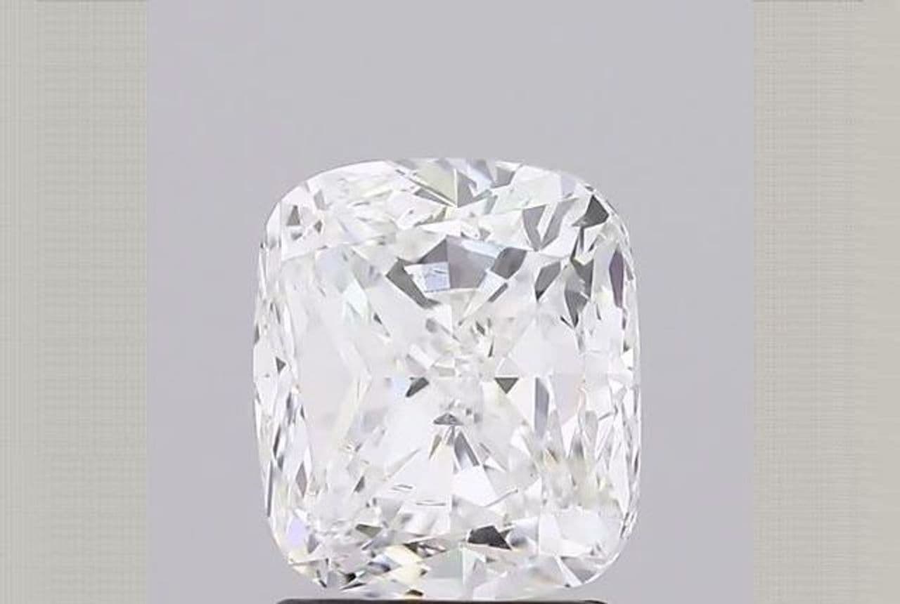 2.01ct | Cushion | F | SI1 | Excellent