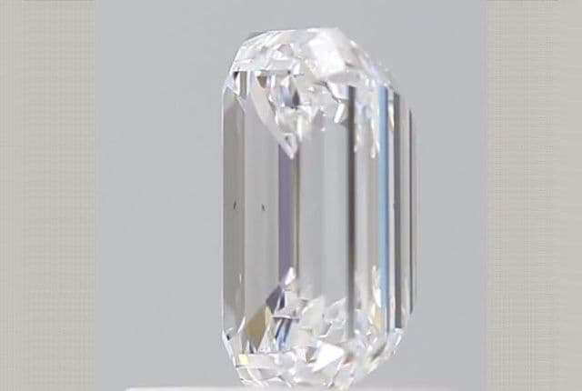 IGI | 0.95ct | Emerald | D | SI1 | Ideal