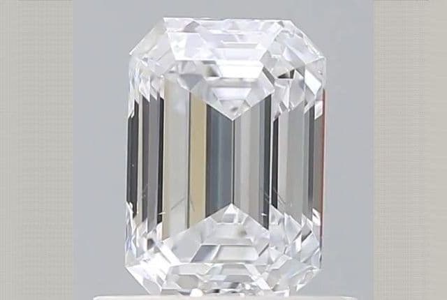 IGI | 0.91ct | Emerald | E | SI1 | Ideal