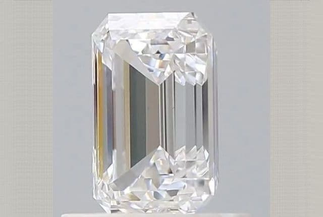 IGI | 0.91ct | Emerald | D | VS2 | Excellent