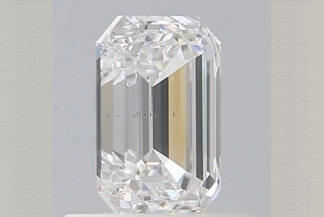 IGI | 0.9ct | Emerald | E | SI1 | Ideal